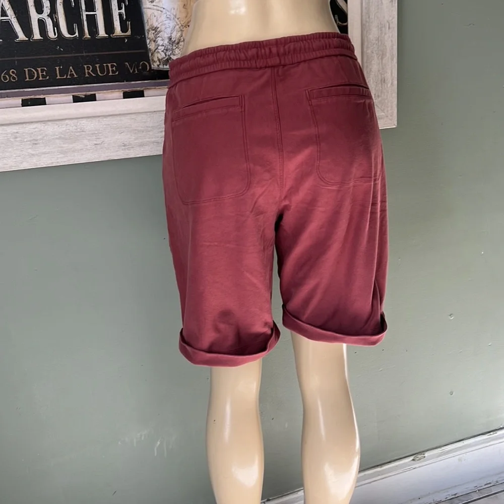 Athleta shorts - Picture 6 of 8